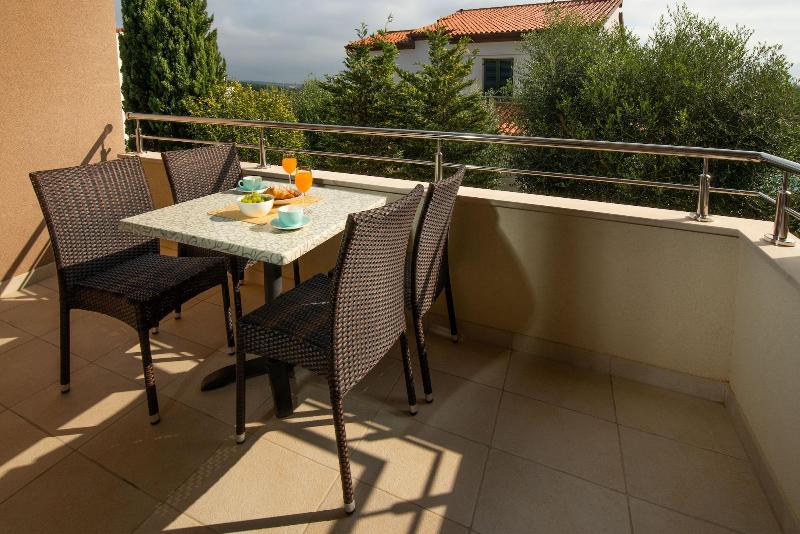 Villa Oliva image