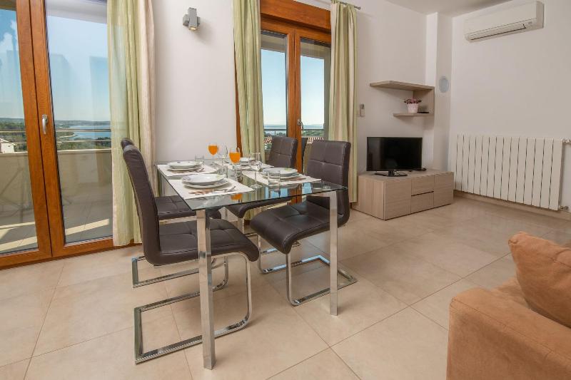 Villa Oliva image