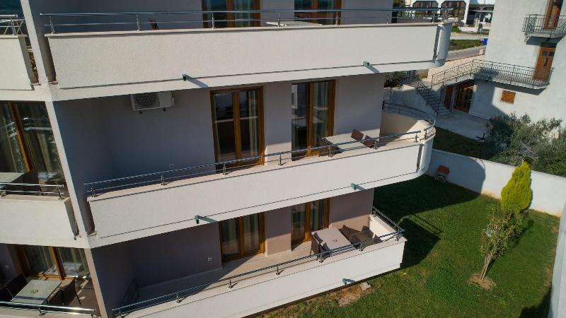 Villa Oliva image