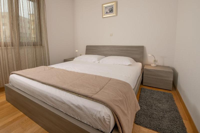 Villa Oliva image