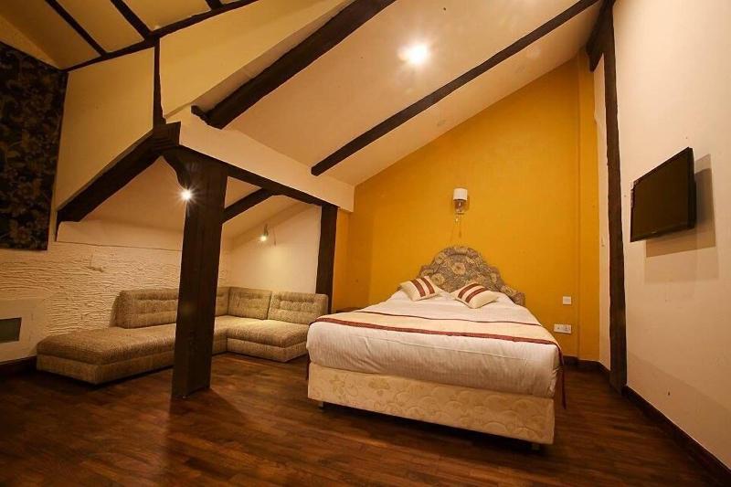 Hotel Heranya image