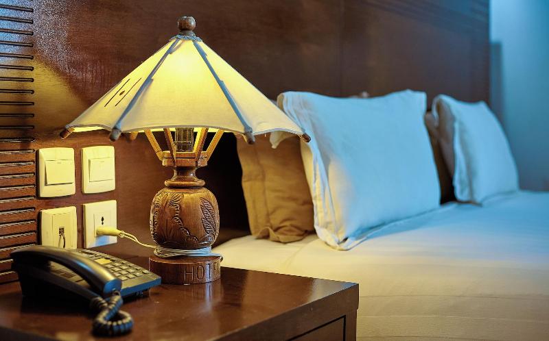 Central Hotel Tana image