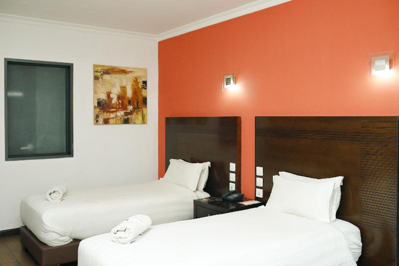 Central Hotel Tana image