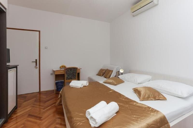 Lapad View image