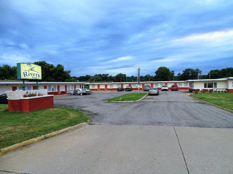 Rivers Inn Fort Madison — general view