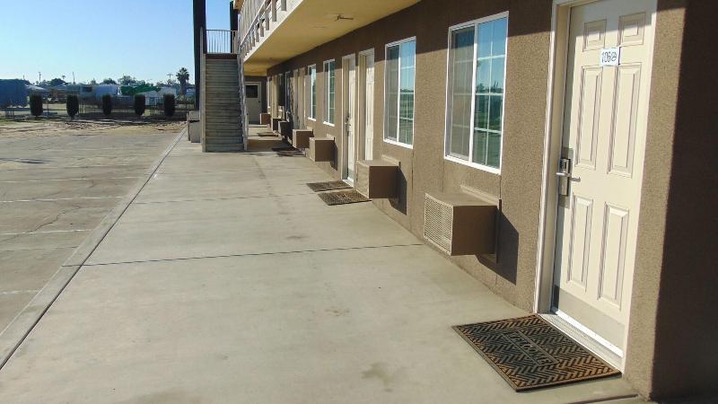 Corcoran Country Inn — exterior view