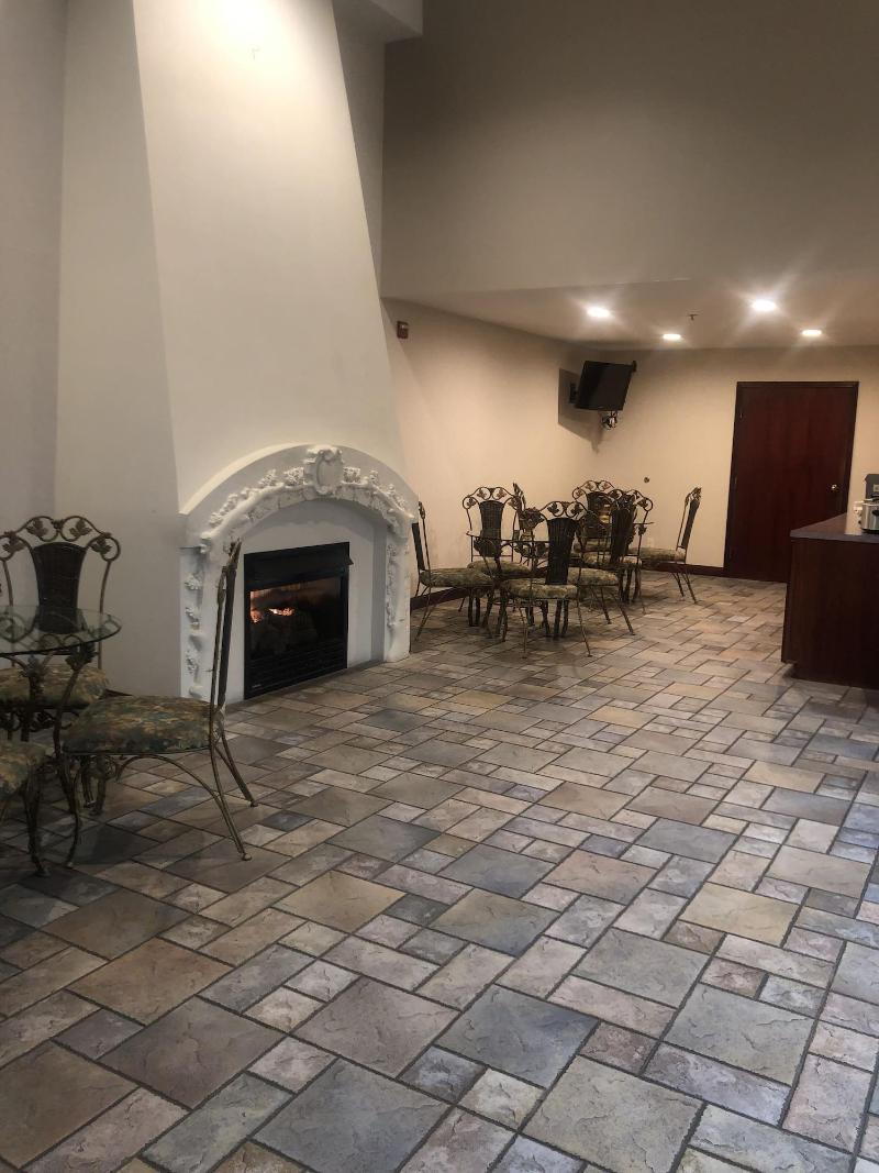 Osage Village Inn image
