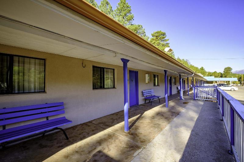 Budget Lodge Ruidoso image