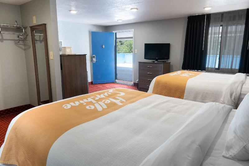 Budget Lodge Ruidoso image