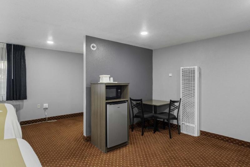 Budget Lodge Ruidoso image