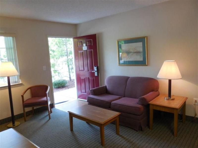 Affordable Suites Florence image