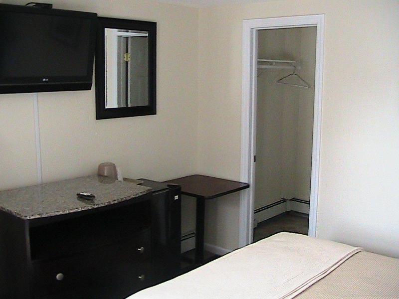 Shore Point Motel image