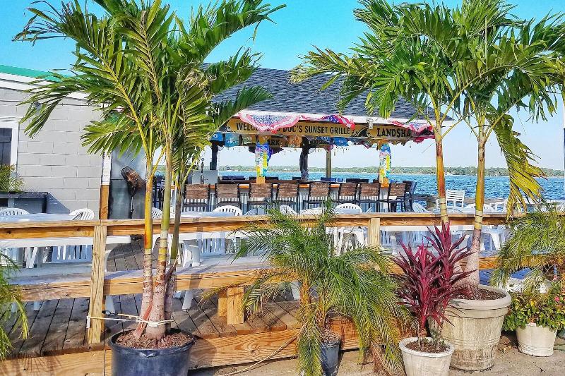 Sandaway Suites Beach image