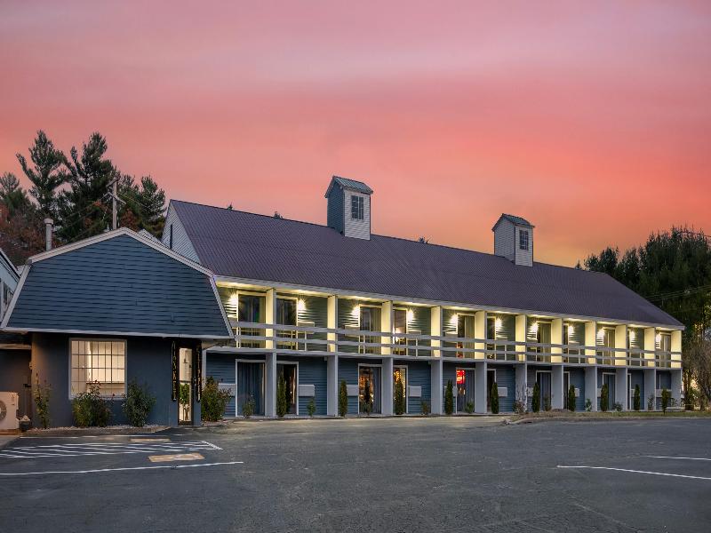 Yankee Clipper Inn SureStay Collection by BestWest