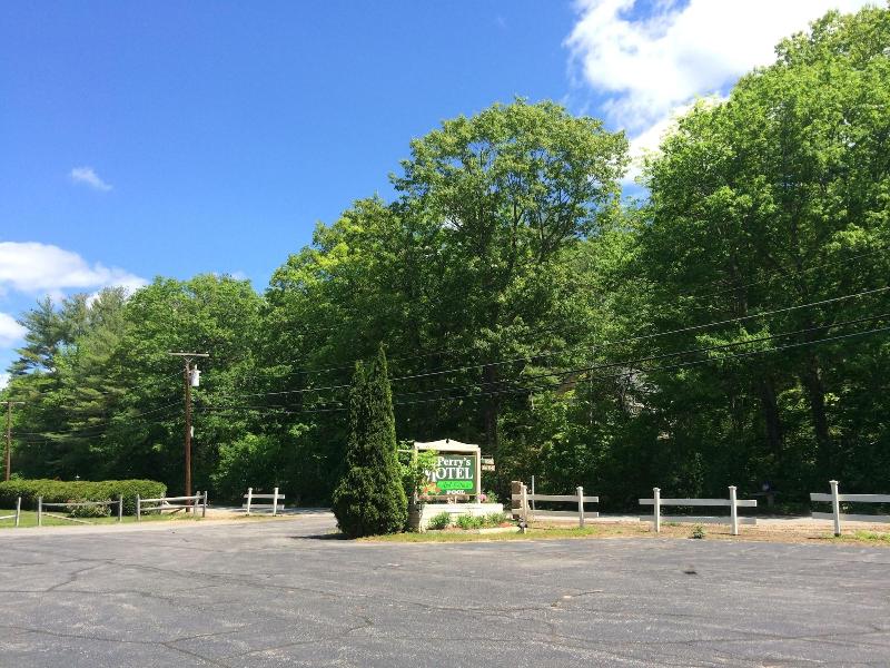Perry S Motel And Cottages