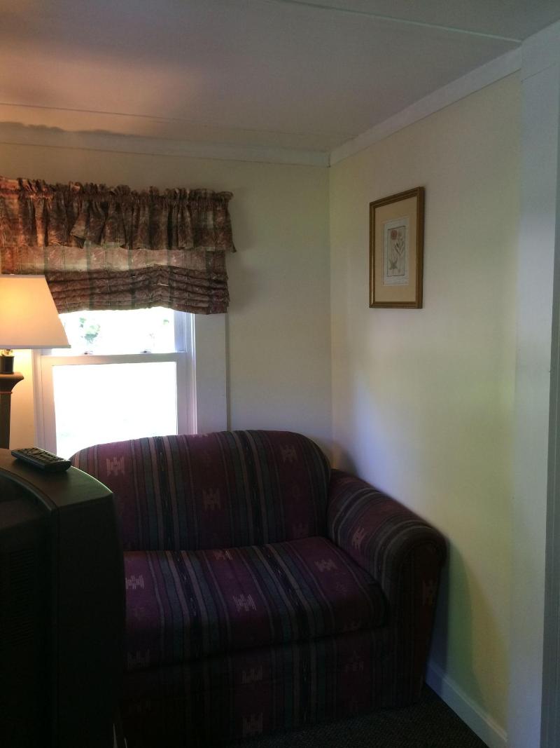Perry S Motel And Cottages — photo 25