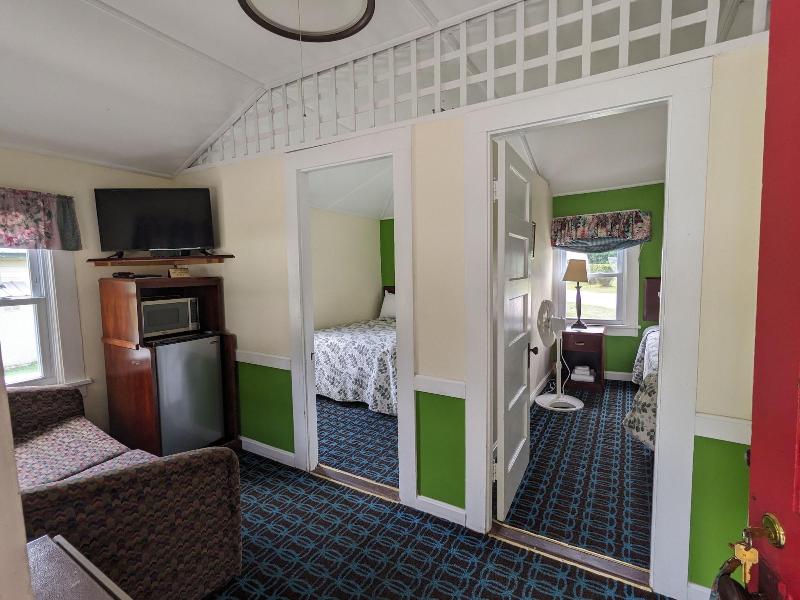 Perry S Motel And Cottages — photo 20