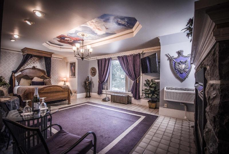 The Anniversary Inn Logan image