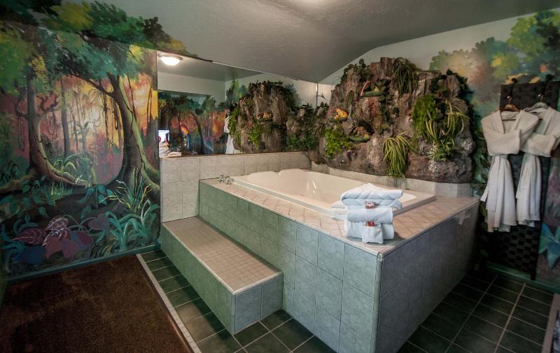 The Anniversary Inn Logan image
