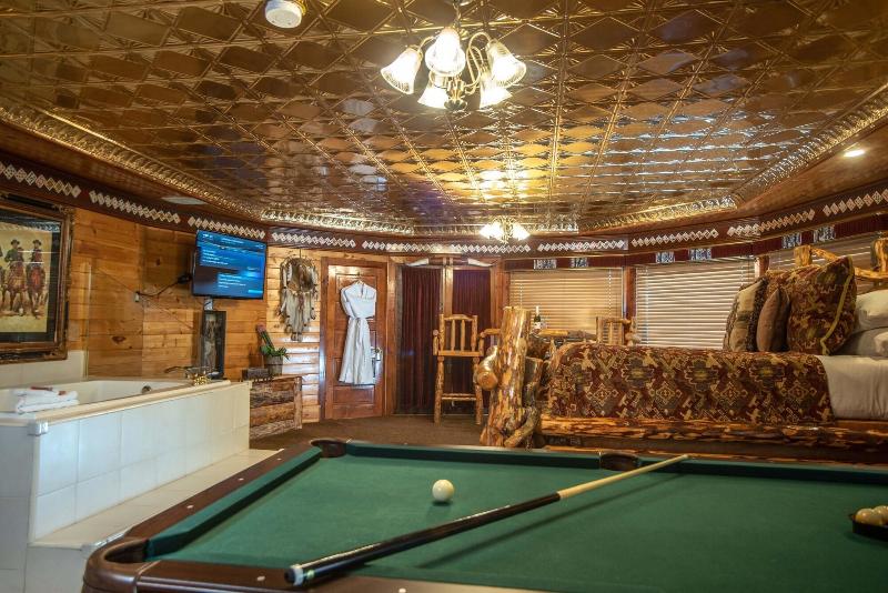 The Anniversary Inn Logan image