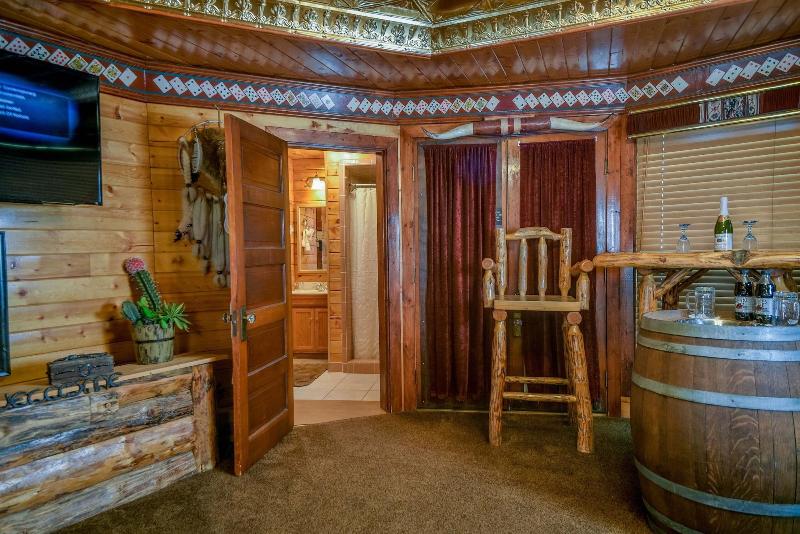 The Anniversary Inn Logan image