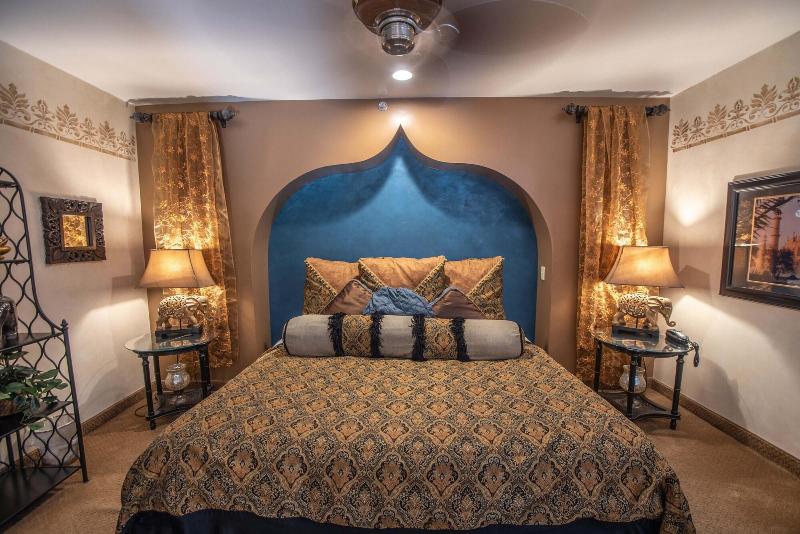 The Anniversary Inn Logan image