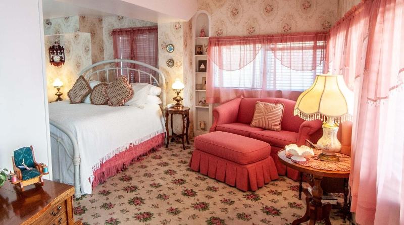 The Anniversary Inn Logan image