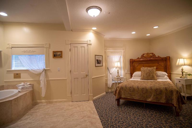 The Anniversary Inn Logan image