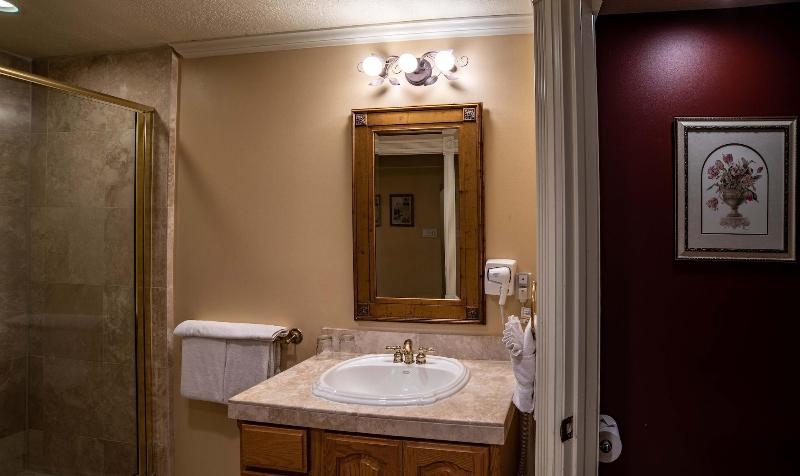 The Anniversary Inn Logan image