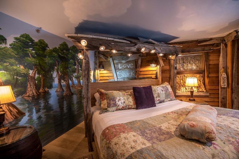 The Anniversary Inn Logan image