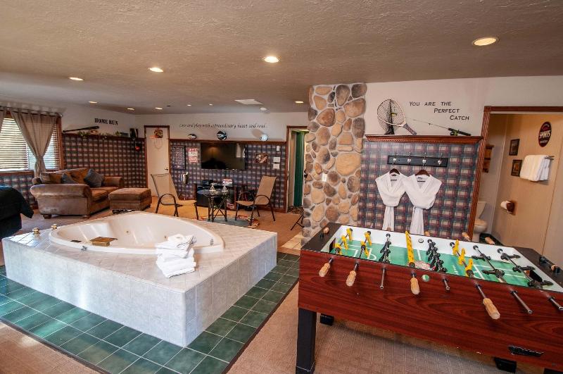 The Anniversary Inn Logan image