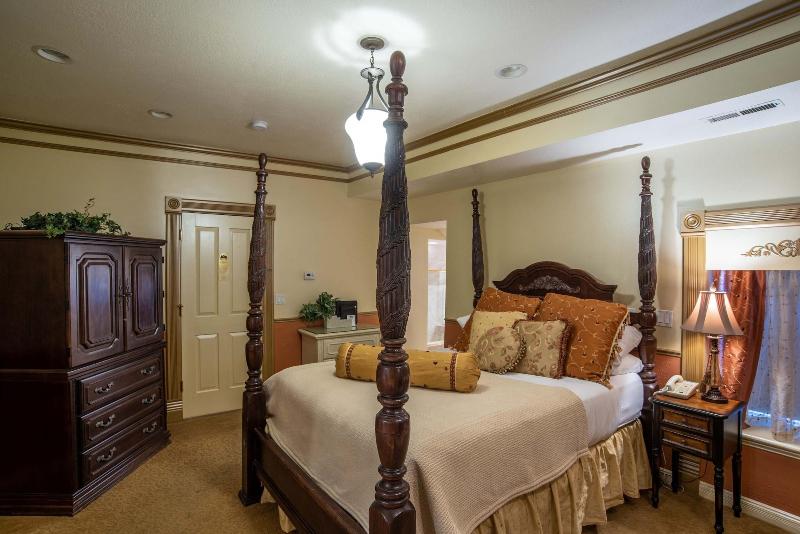 The Anniversary Inn Logan image
