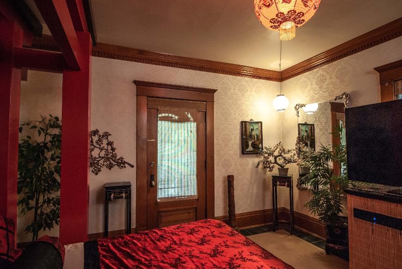 The Anniversary Inn Logan image