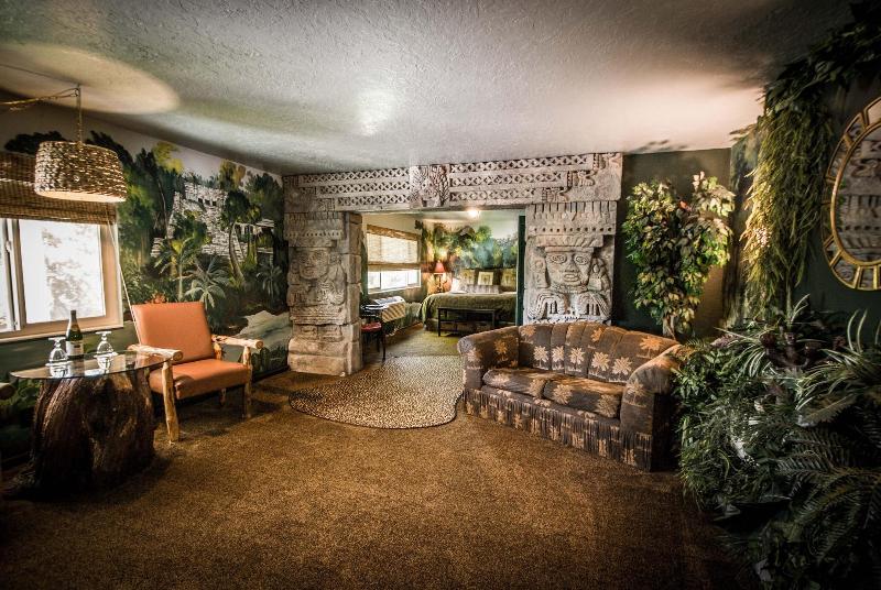 The Anniversary Inn Logan image