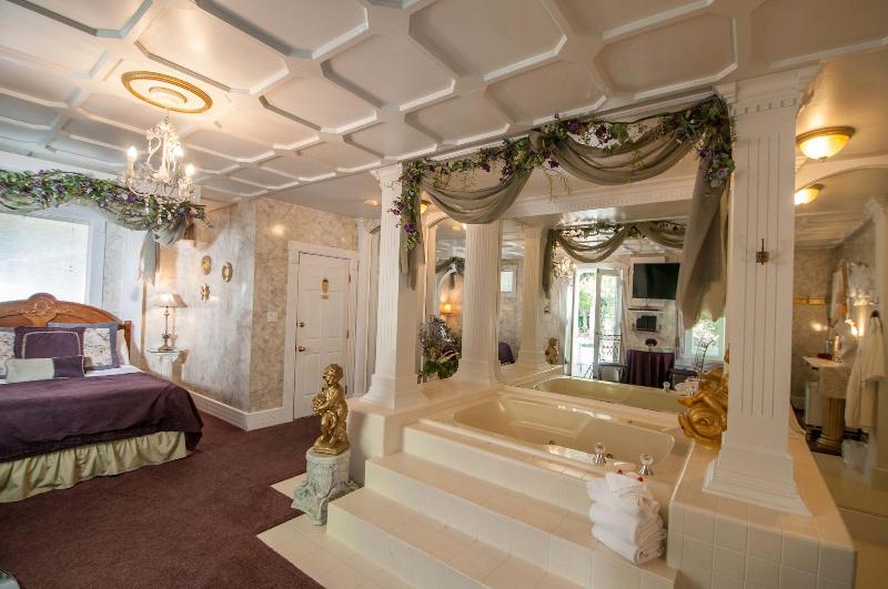 The Anniversary Inn Logan image