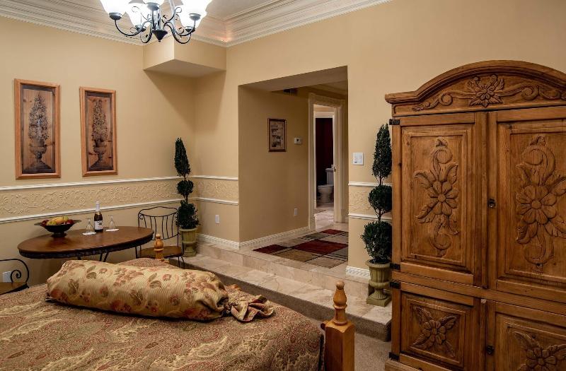 The Anniversary Inn Logan image