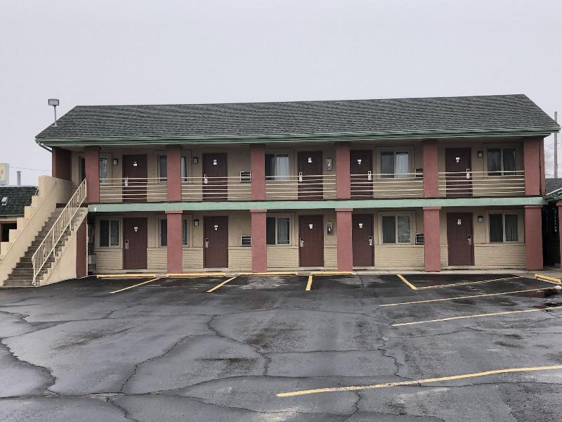 Scottish Inn image