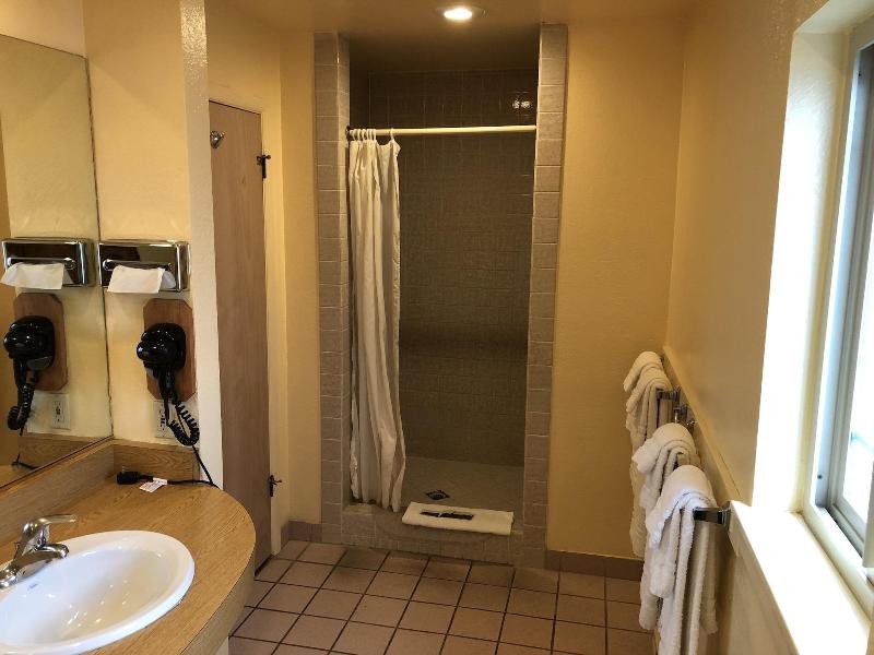 Scottish Inn image