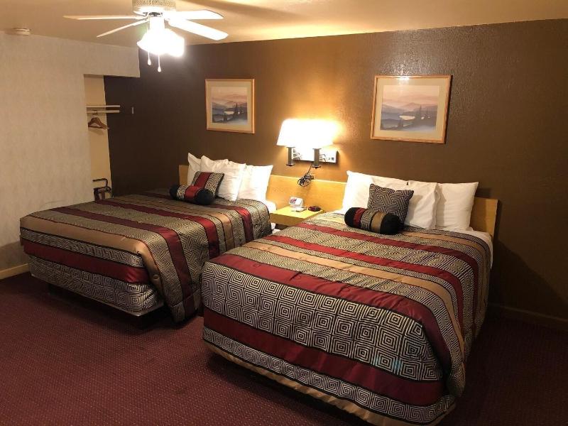 Scottish Inn image