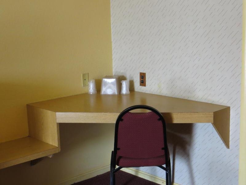 Scottish Inn image