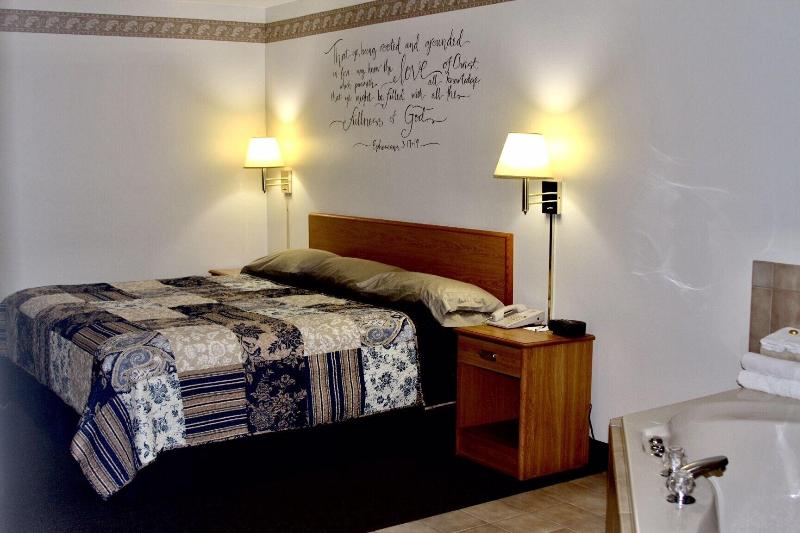 Dutch Country Inn image