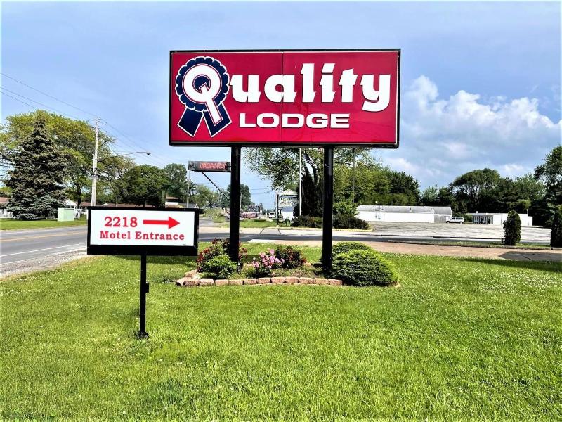 Quality Lodge image