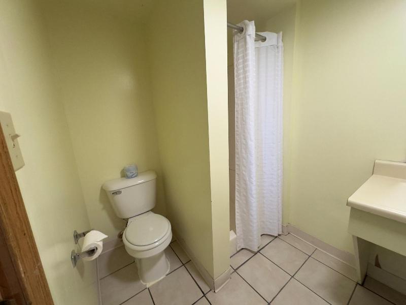 Quality Lodge image