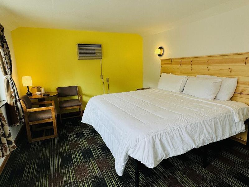 Quality Lodge image