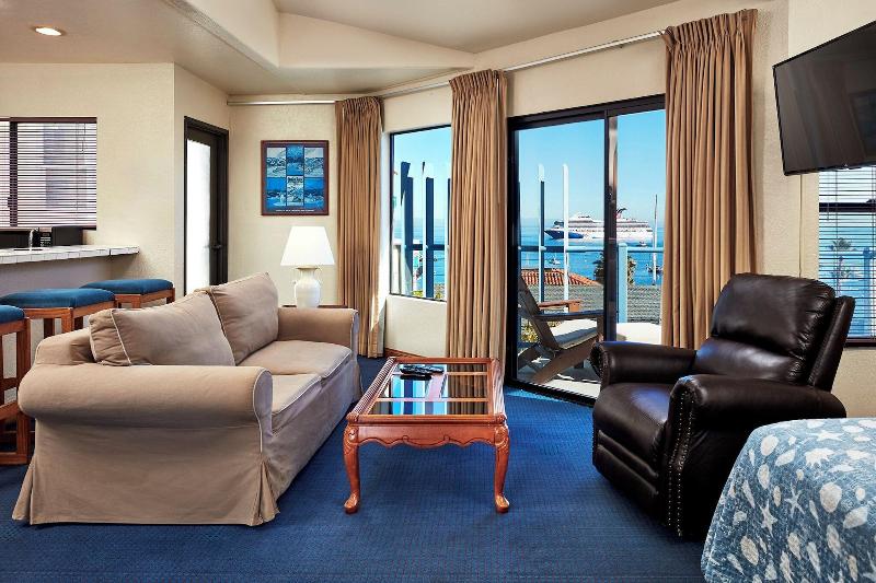 Seaport Village Inn Avalon image