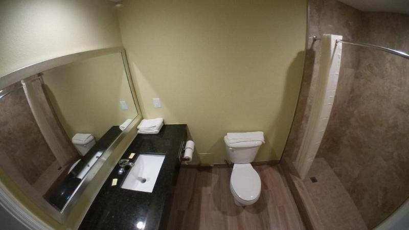 Travel Inn Of Riviera Beach image
