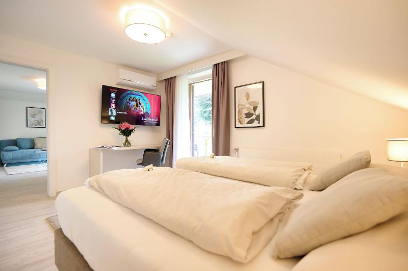 Ferienwohnungen Appartements Pension Zollner image
