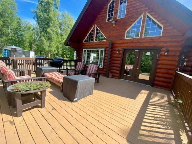 Meandering Moose Lodging image