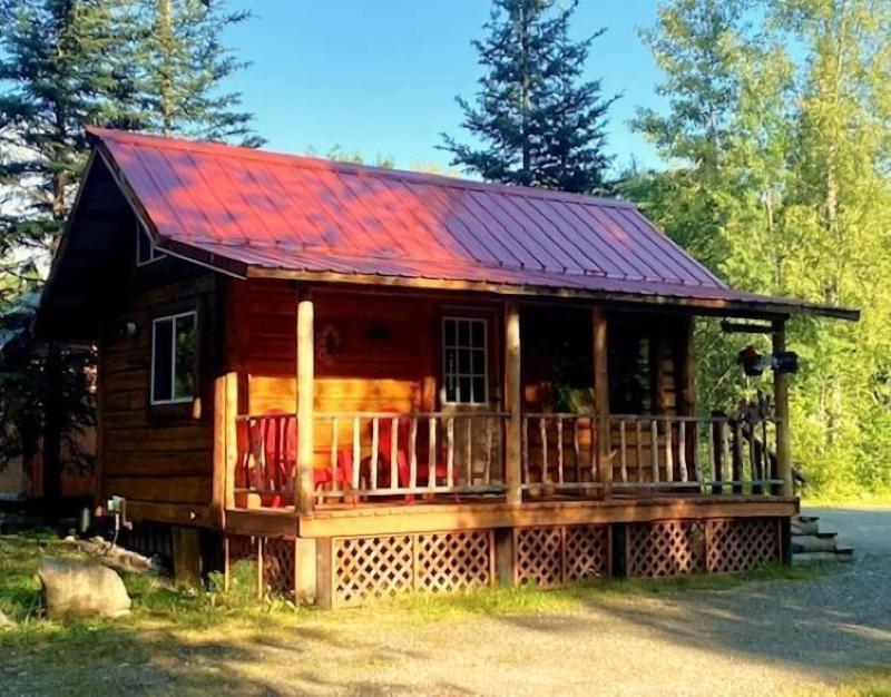 Meandering Moose Lodging image