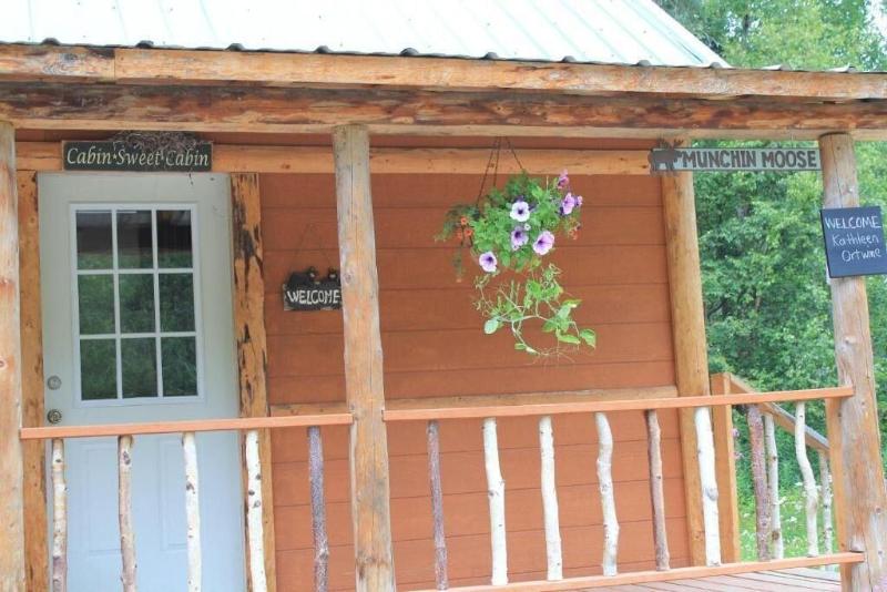 Meandering Moose Lodging image